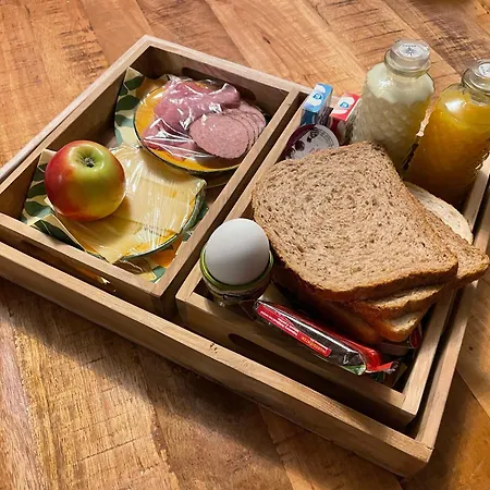 Bed & Breakfast Goldies Ii