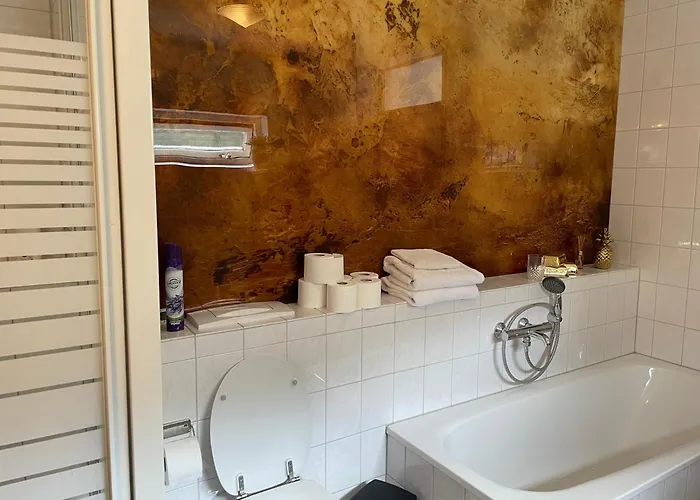 Goldies Ii Bed & Breakfast 3*