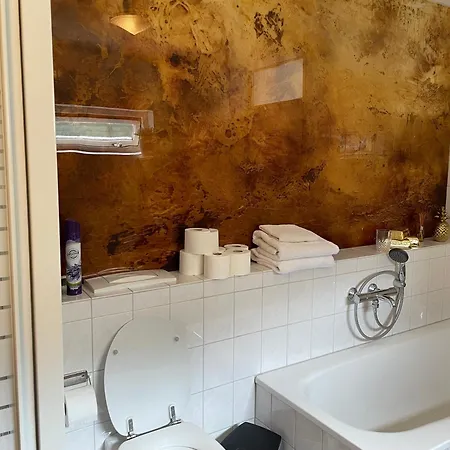 Goldies Ii Nocleg ze śniadaniem 3*