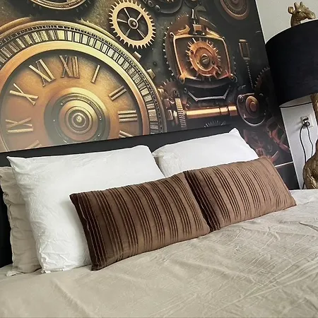 Oda ve Kahvaltı Goldies Ii