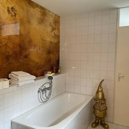 Goldies Ii 3* Eindhoven