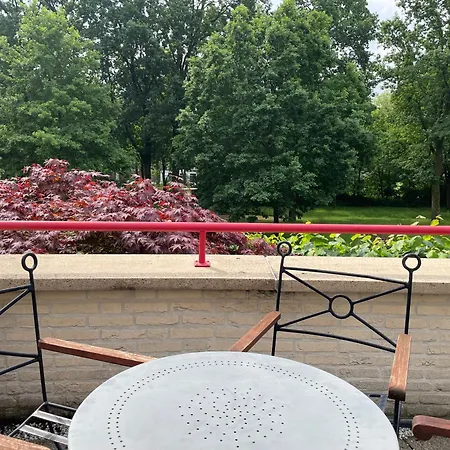 Oda ve Kahvaltı Goldies Ii