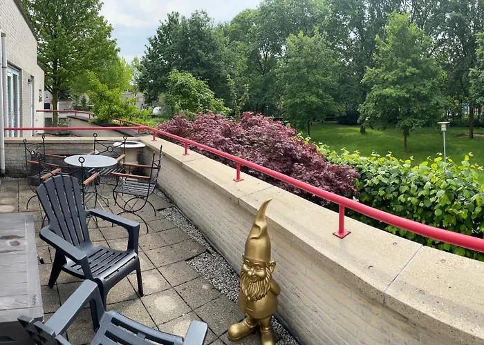 Goldies Ii Bed and Breakfast Αϊντχόφεν